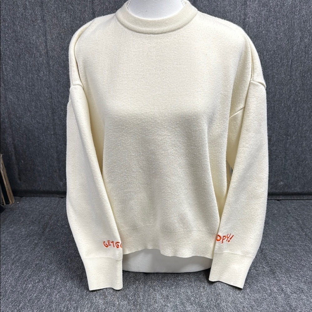 Peanuts Cream Crew Neck Sweater with Ribbed Cuffs